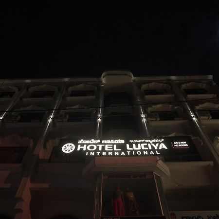 Luciya International Mysore Luaran gambar