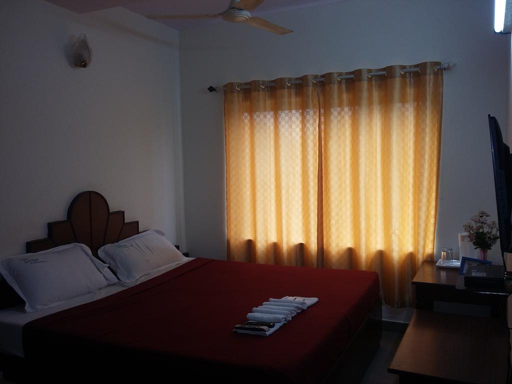 Luciya International Mysore Luaran gambar